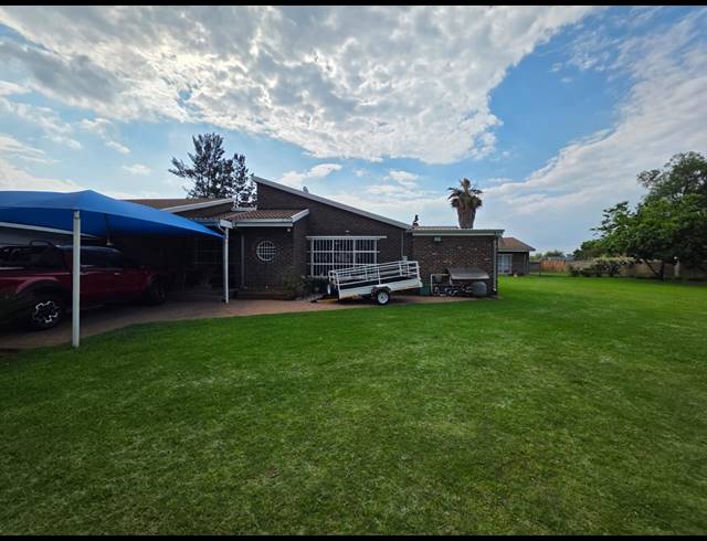 3 BEDROOM HOUSE FOR SALE IN KOOKRUS